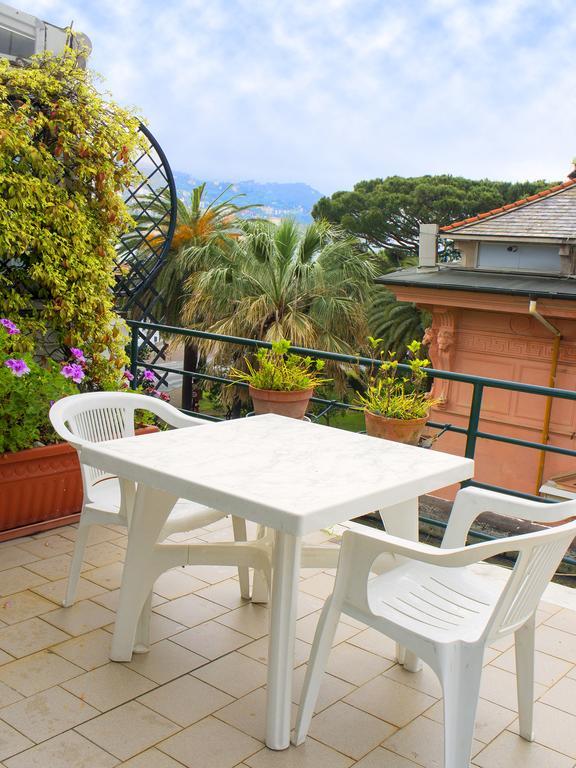 Colombo Flexyrent Studio Rapallo Exterior photo